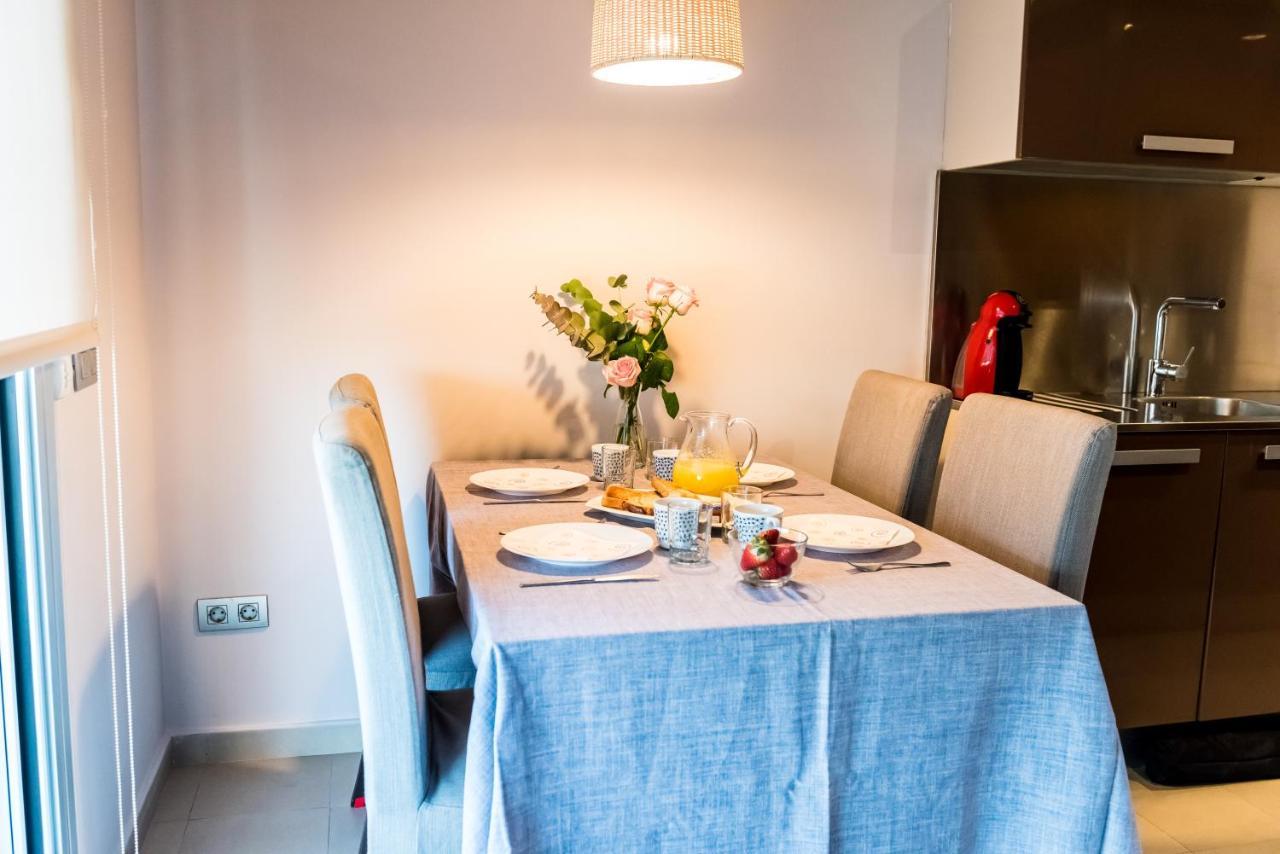 Hauzify I Apartaments Grup Claustre Torredembarra Bagian luar foto
