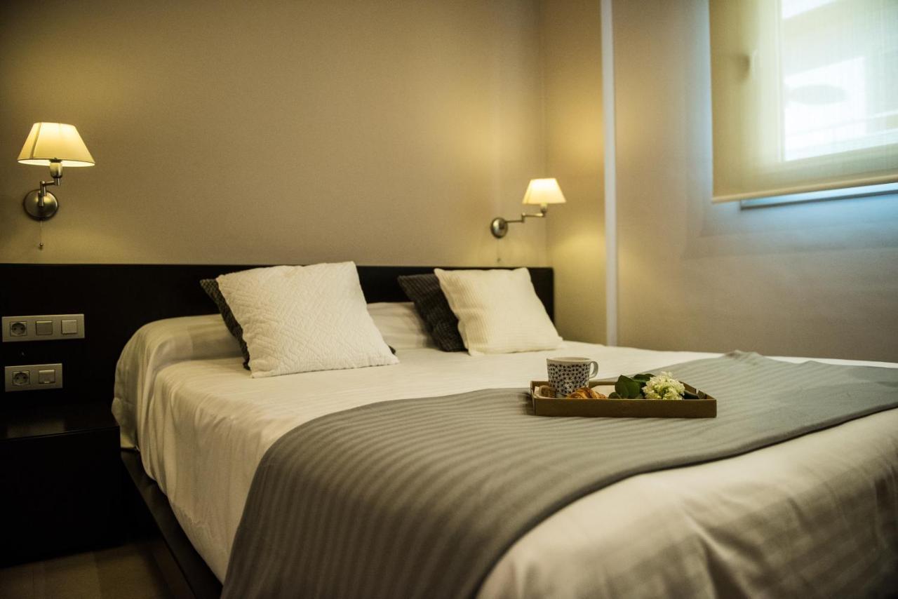 Hauzify I Apartaments Grup Claustre Torredembarra Bagian luar foto